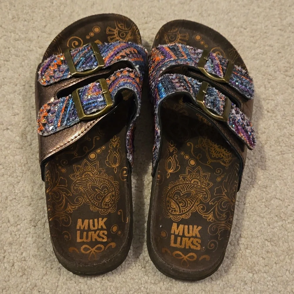 Muk Luks sandals women's size 8 same day shipping Smoke Free Home - Picture 2 of 6